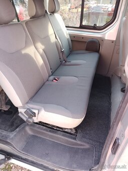 Opel vivaro long 2,0dci - 11