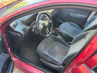 Peugeot 206 - 11
