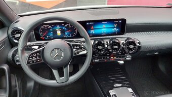 Mercedes-Benz A trieda 200, 7-dct - 11