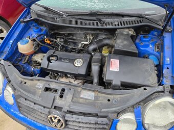 Volkswagen Polo 1.2 HTP - 11