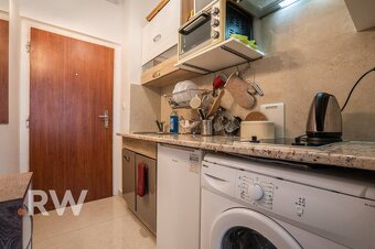 1i garsónka vo DVORE - TEHLA - VYSOKÉ stropy - Centrum NIVY  - 11