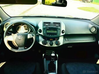 Toyota Rav 4 - 11