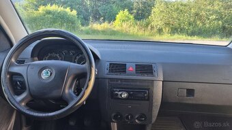 Škoda Fabia Combi I 1,2 HTP 47 kW (2005) - 11