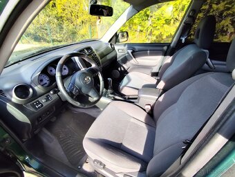 Toyota rav4 2.0d4d 85kw, 4x4 2004 - 11