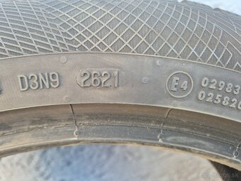 Predám zimné pneumatiky Continental 235/50/R19 - 11