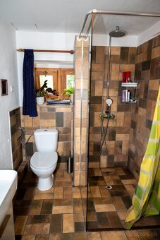 Dvojgeneračná chalupa v srdci Myjavských kopaníc - 11