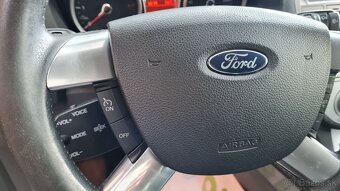 FORD KUGA 2,0 TDCI automat 4×4 TITANIUM - 11
