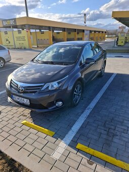 Toyota avensis - 11