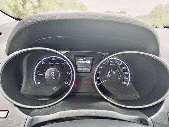 Predám Hyundai ix35 1,7 CRDi 4x2 vo výbave Style - 11