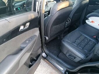Kia Sorento - 11