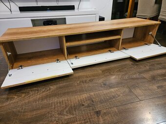 Komoda a stolik pod TV - 11