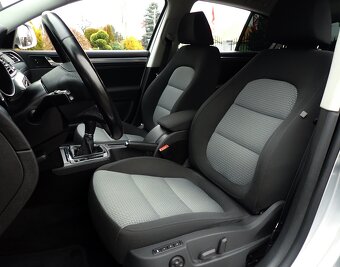 ŠKODA SUPERB sedan 1.8TSI-137tis km-118kw-MANUAL-XENON-NAVI- - 11