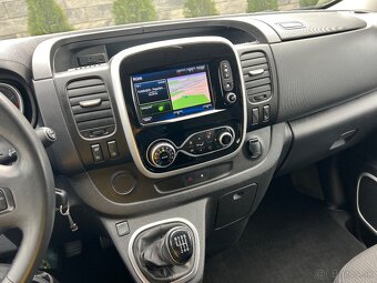 Renault Trafic 2.0 dCi 107kw Spaceclass - 11