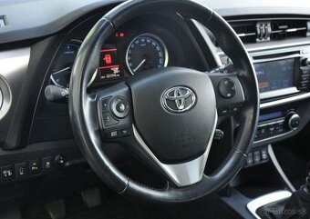 Toyota Auris 1,6I ČR KEYLESS 2xKOLA KAMERA 97 kw - 11