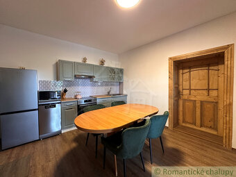 Vidiecky dom na samote s veľkým pozemkom na bývanie, chalu - 11