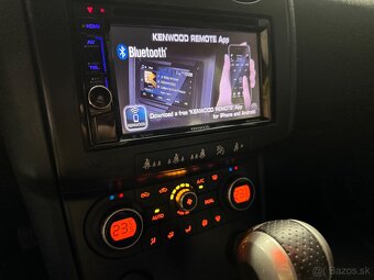 Nissan Qashqai 2.0 dCi 4x4 Automat/Vysoká výbava - 11