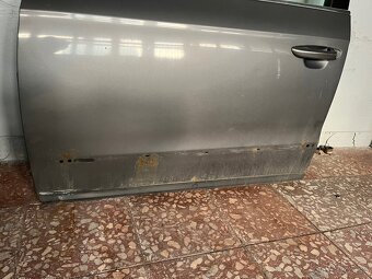 Predné, zadné, piate dvere a kapotu na Passat B6 - 11