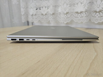 HP EliteBook 860 G10 64GB RAM/512GB SSD/16" OLED 120Hz - 11