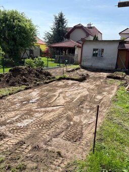 Ponúkam zemné práce s UNC 060, dovoz sypkých materiálov - 11