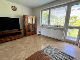 Veľký 3.izb.byt vo dvore, Za Ferenitkou, parkovanie vo dvore - 11