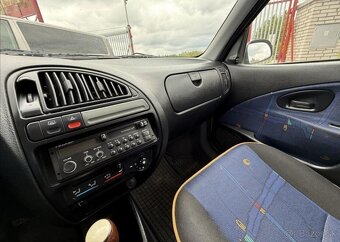 Citroën Saxo 1,1 i SERVO EKO.UHRAZENO benzín manuál 44 kw - 11