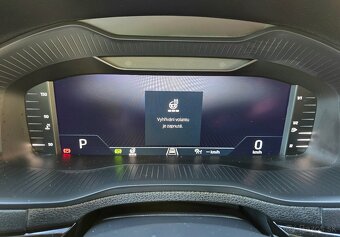 Škoda Karoq 4x4 Sportline 2.0TDi 110kW PANO Webasto NAVI výh - 11