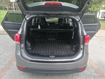 Kia carens - 11