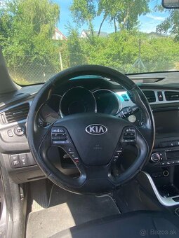 Kia ceed sw crdi 2013 - 11