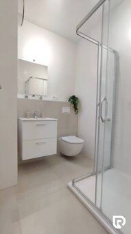 RentHub | Garsónka 31m2 + parking, Vinohrady | Trenčín - 11