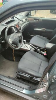 Subaru Forester 2.0 i 4wd - 11