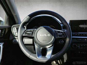 KIA CEED SW 1,5 T-GDi PLATINUM + SAFETY PACK | ODPOČET DPH - 11