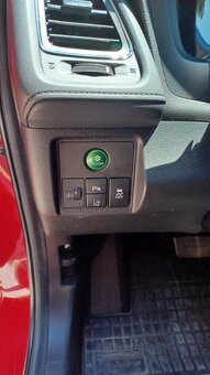 Honda HR-V 1,5  - Rezervované - 11