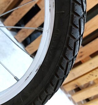 Krásny chlapčenský Specialized a dievčenský Kenzel Mia bike - 11