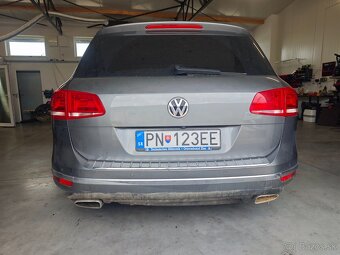 VW TOUAREG 4.2TDI V8, facelift , 2015 - 11