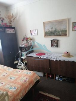 Priestranný rodinný dom v obci Bajka na predaj - 11