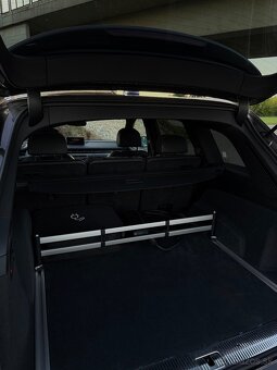 Audi Q7 E-tron 3.0TDI S-line  quattro - 11