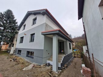 ZATEPLENIE DOMOV – FASÁDY NA KĽÚČ - 11