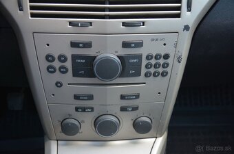 Opel Astra ST 1.6 LPG - 11