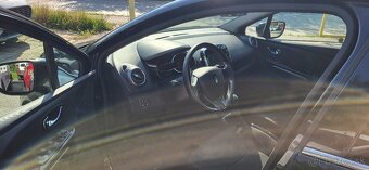 Renault Clio 1.2i rok 2014 naj.130000 km - 11