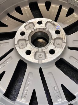 5x112 R6 originál alu disky Volkswagen T-Roc - TOP STAV - 11