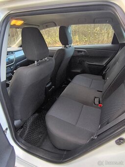 Toyota Auris Touring Sports 1.3 G - 11