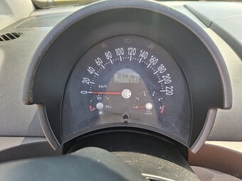 VW Beetle 1.9 TDi Cabrio - 11