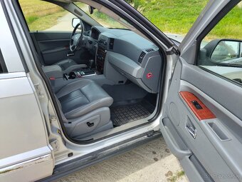 Jeep Grand Cherokee 3,0 CRDi - 11