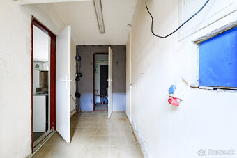 Na predaj rodinný dom s pozemkom v tichej lokalite | Budulov - 11