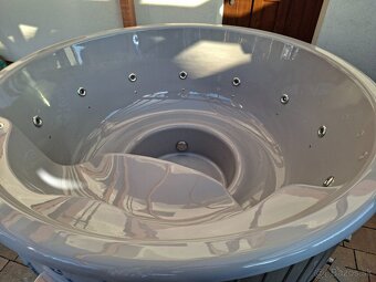 Kúpacia kaďa / vírivka v plnej výbave / termokryt v cene - 11