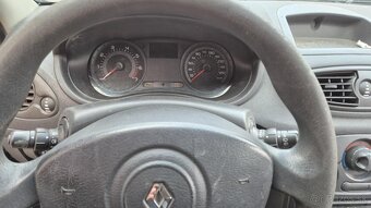Renault Clio 1,2i 55kw kód motora: D4F D7 - 11