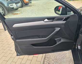 VW PASSAT VARIANT 2.0TDI BUSINESS DSG - 11
