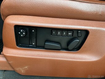 Predám Volkswagen Touareg 3,0 TDI V6 A/T - 11