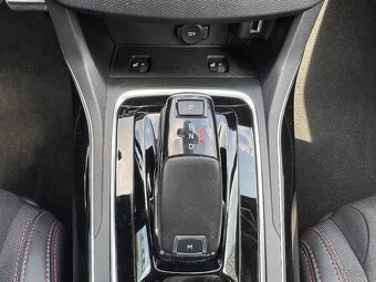 Peugeot 308 Break/SW SW 1.2 PureTech S S GT Line E6d-ISC EAT - 11