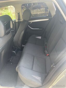 Audi A4 2.0 TDI Premium multitronic - 11